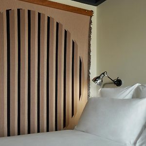 Studio mit Queensize-Bett